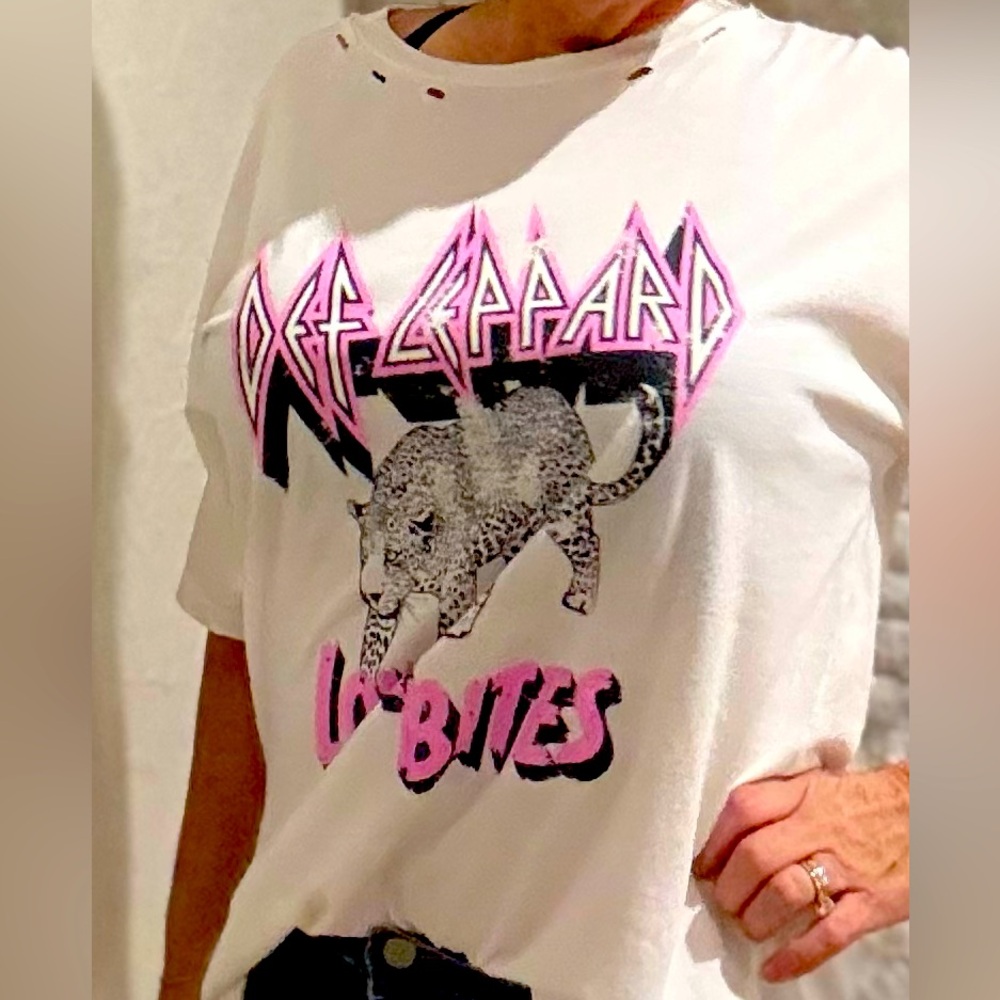 Promesa Def Leopard distressed Tee